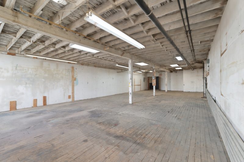 1024 Dupont Street, 2nd Floor, Toronto: open floor, long view