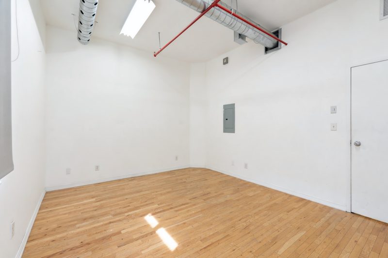 80 Ward Street, 2nd Floor Office, Toronto: office, door side