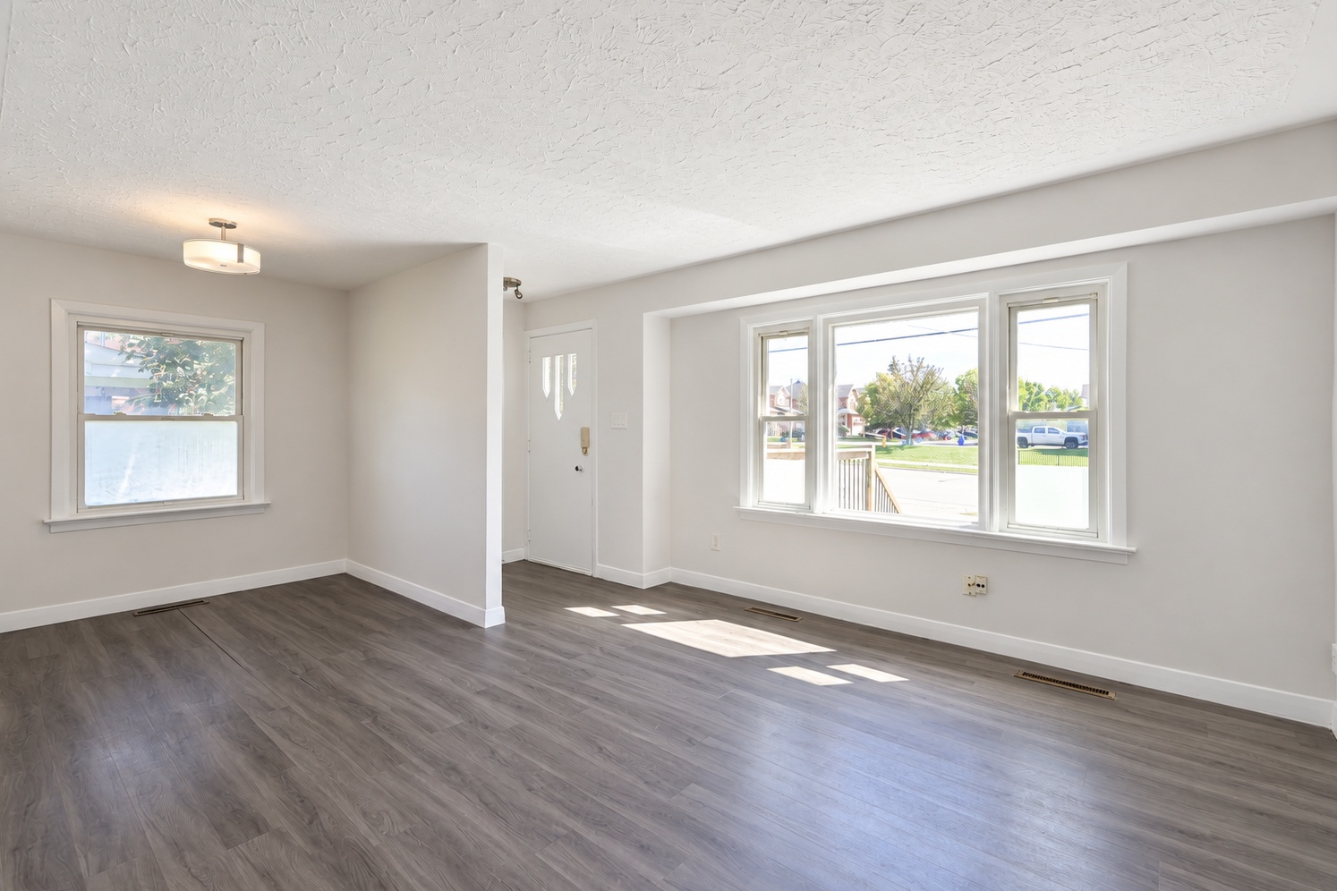 Living room at 148 Winchester Road East